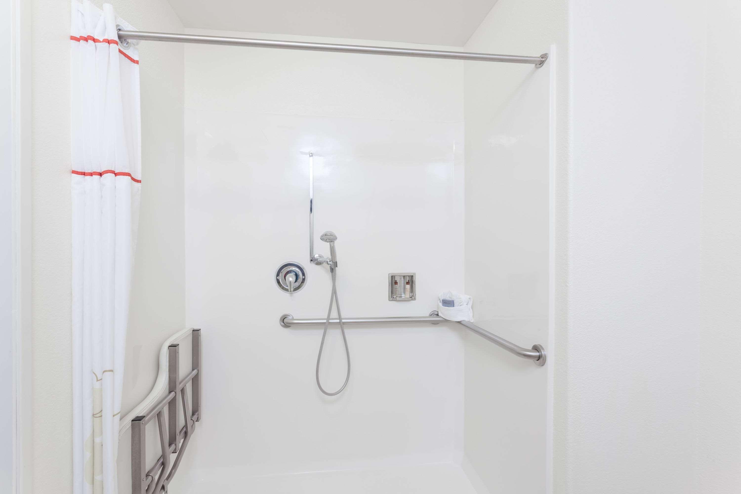 Hawthorn Suites Victorville Extérieur photo