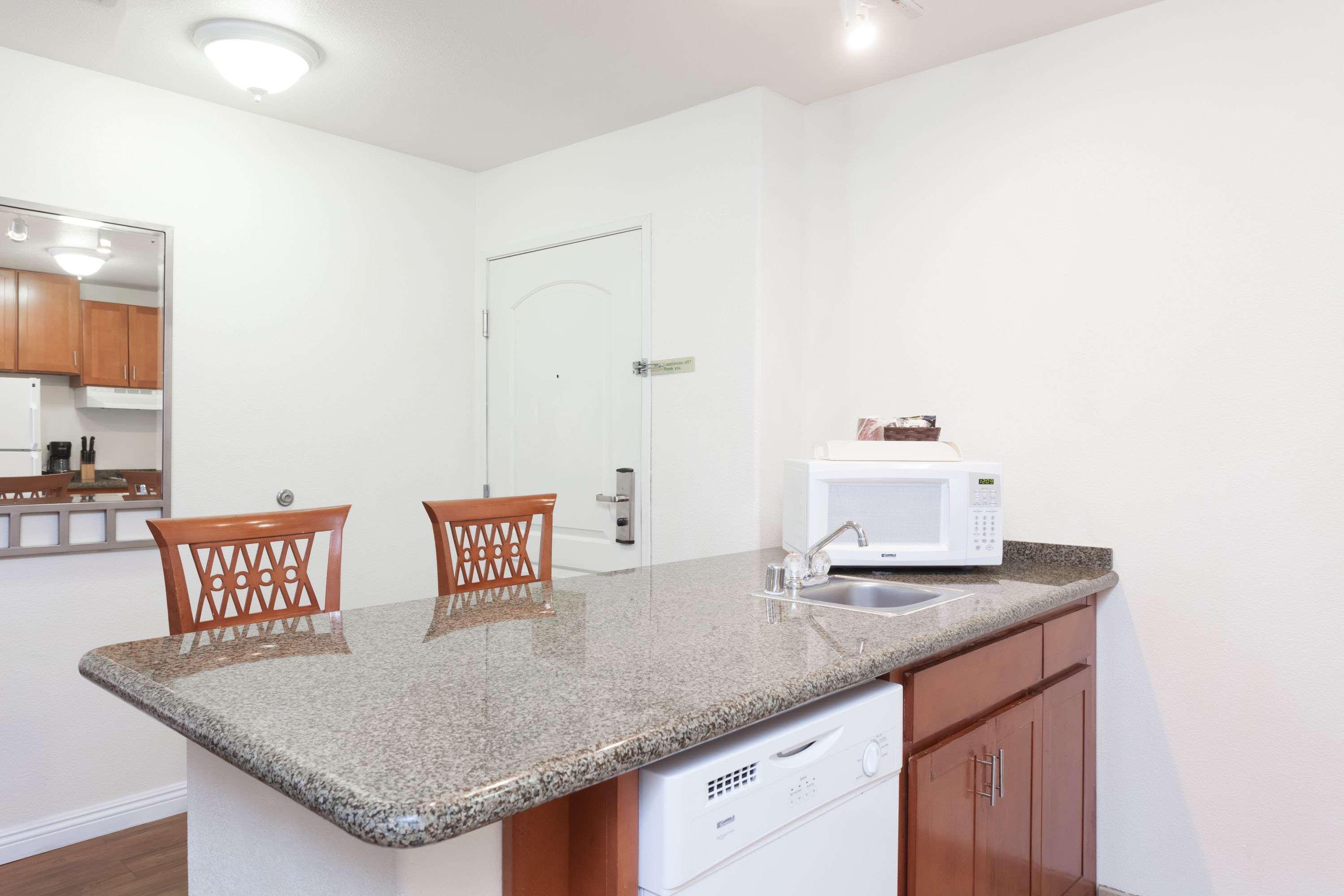 Hawthorn Suites Victorville Extérieur photo