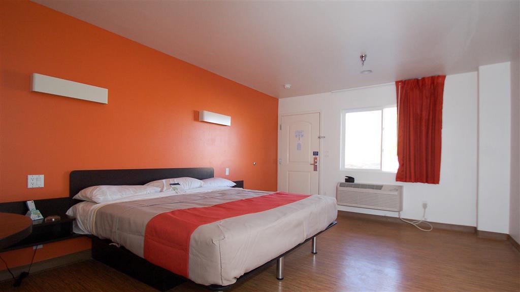 Hawthorn Suites Victorville Chambre photo