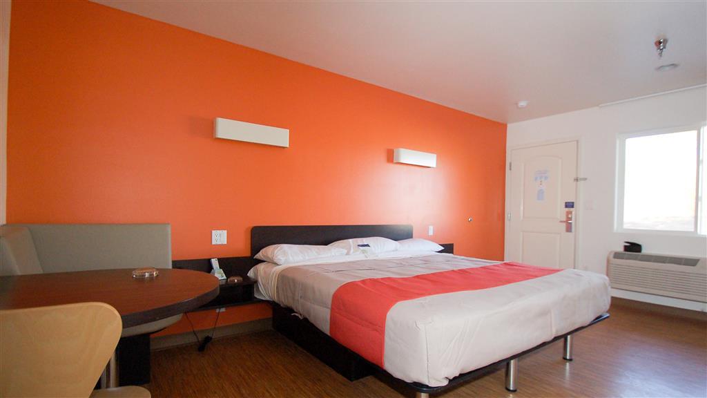 Hawthorn Suites Victorville Chambre photo